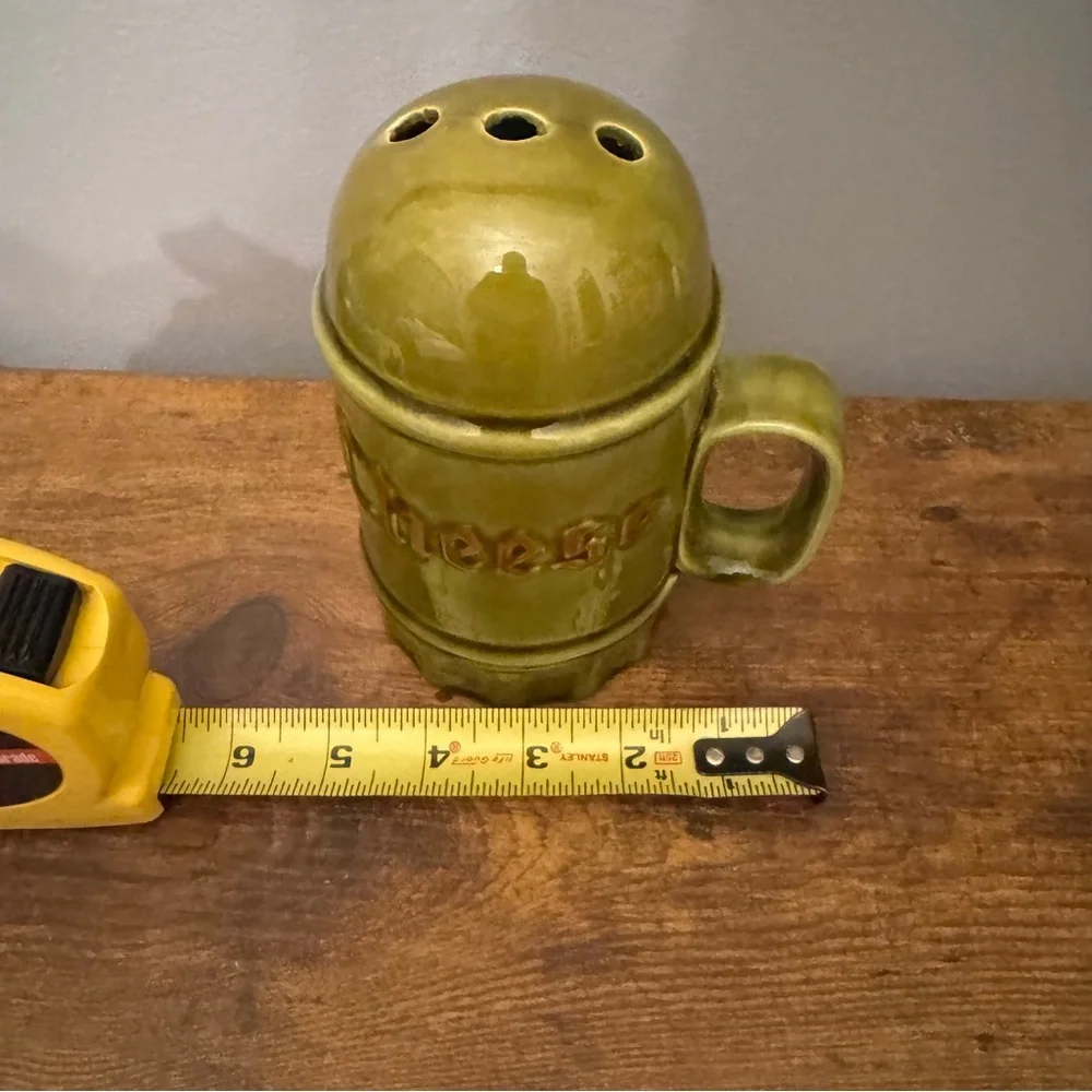 Vintage Los Angeles‎ Potteries Cheese Shaker Avocado Green Ceramic USA Cork Lid